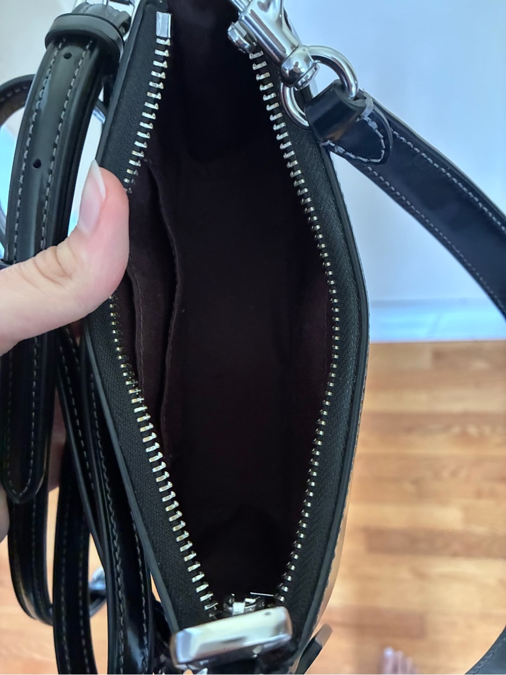 Teri Mini Crossbody Bag - Picture 9 of 9